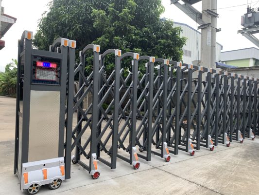 cổng xếp nhôm cao cấp